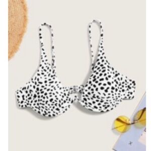 Black and white bikini top